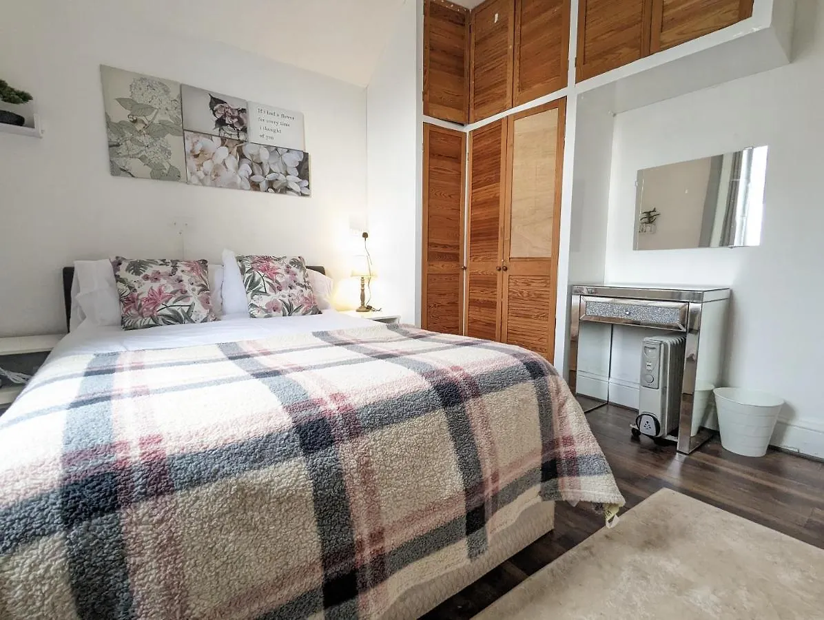Whitchurch 1 Bedroom Apartment Cardiff